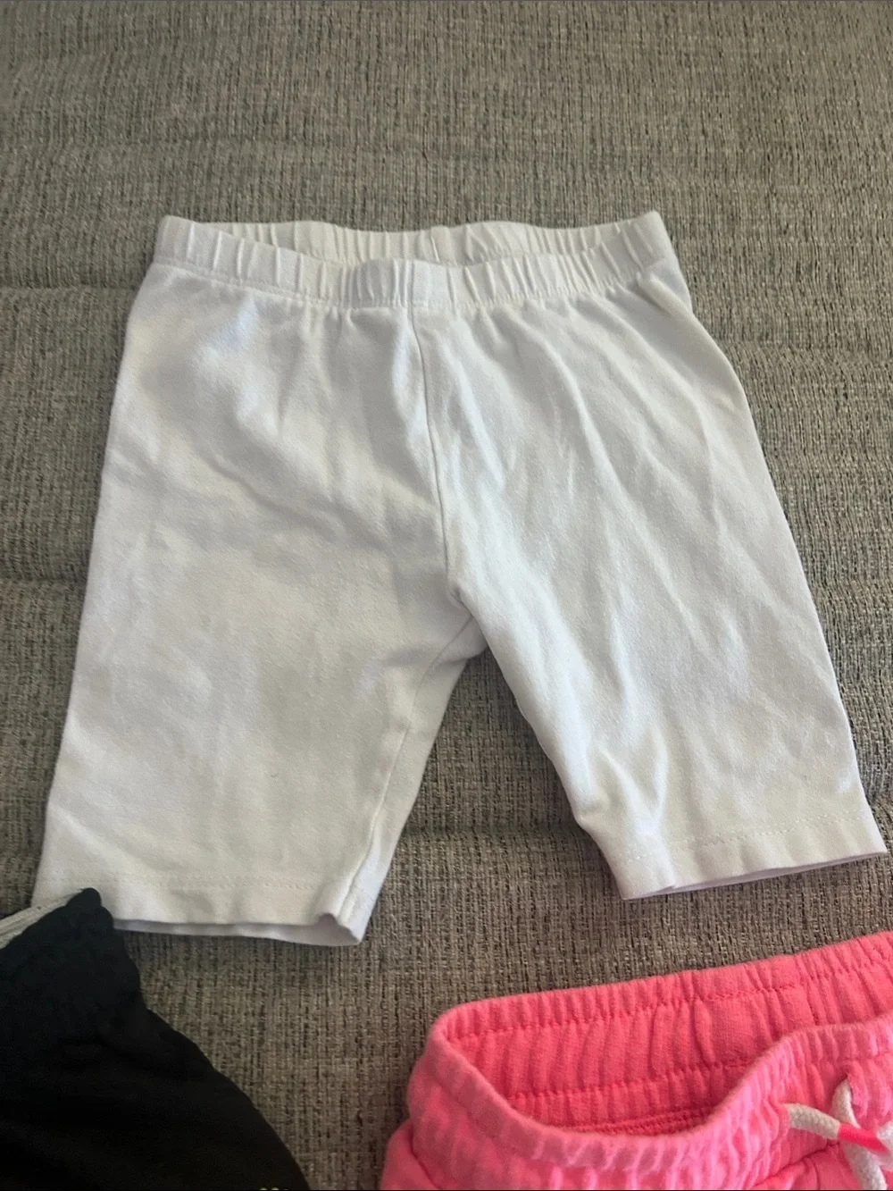 Lot of 7 girls' Knit and Terry Shorts - size 4/5